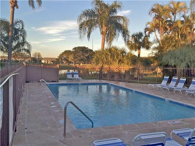 106 Azalea Circle, Boynton Beach, FL 33436 Photo