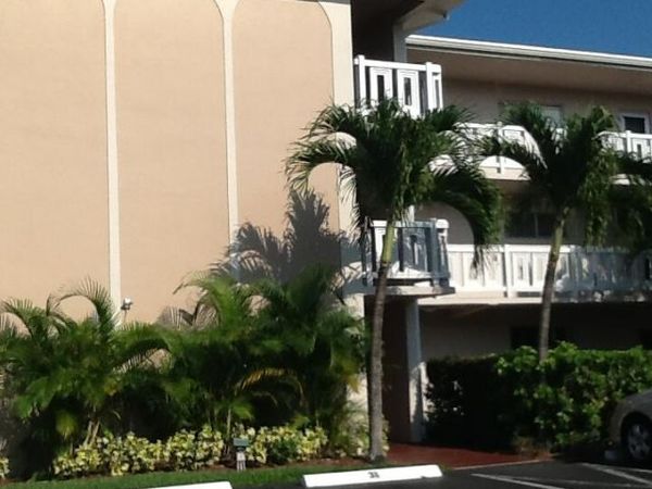 2640 GARDEN Drive S, Unit 212, Lake Worth, FL 33461