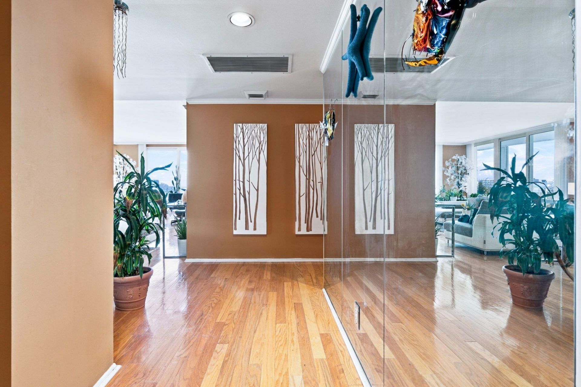 2295 S Ocean Boulevard, Unit 517, Palm Beach, FL 33480 Photo