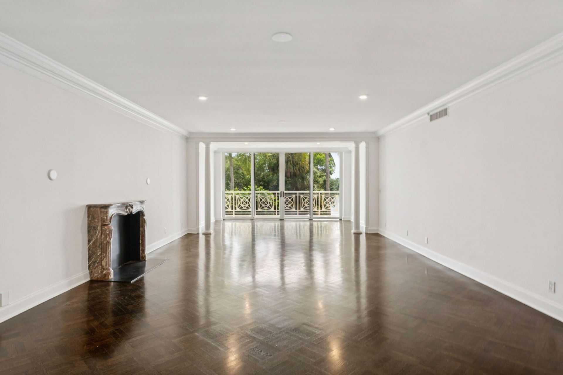425 Worth Avenue, Unit 2F, Palm Beach, FL 33480 Photo