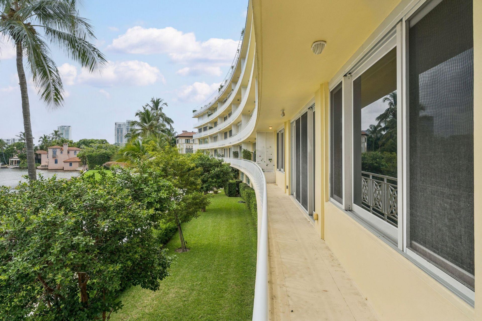 425 Worth Avenue, Unit 2F, Palm Beach, FL 33480 Photo