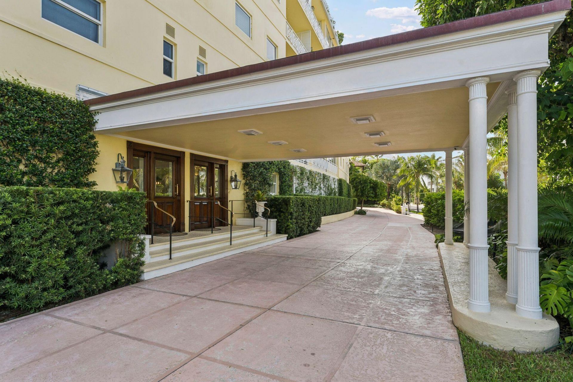 425 Worth Avenue, Unit 2F, Palm Beach, FL 33480 Photo