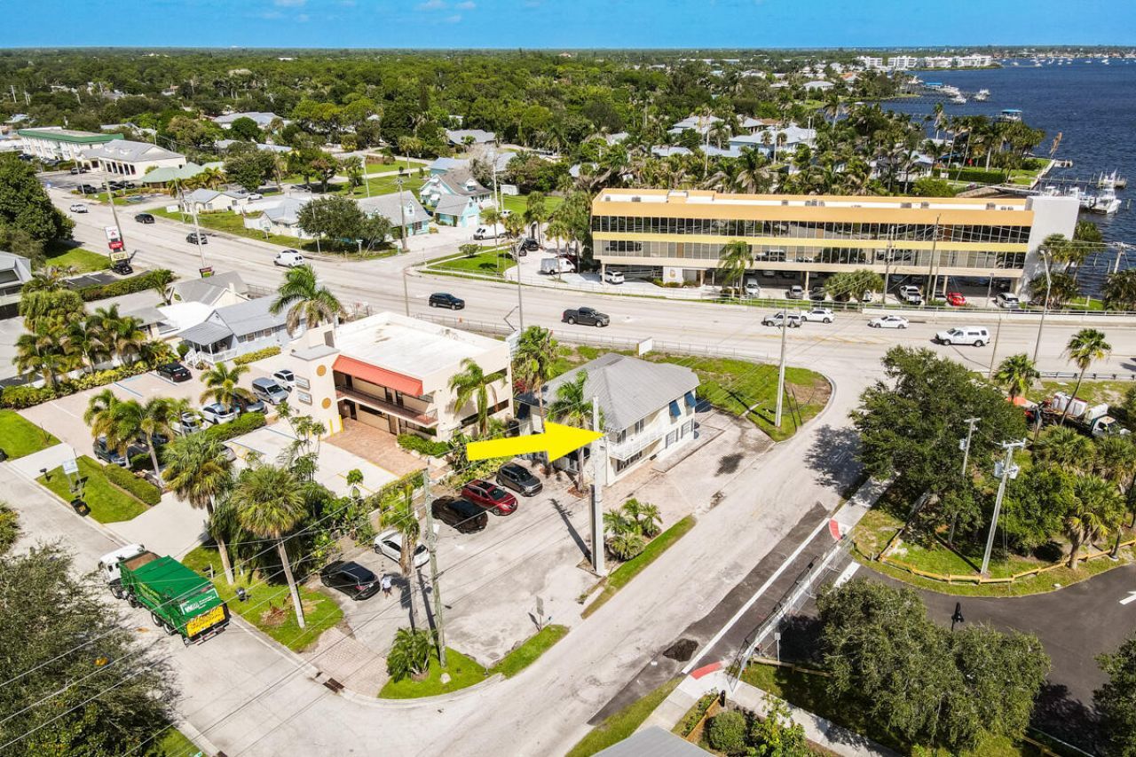 850 SW Martin Downs Boulevard, Palm City, FL 34990 Photo
