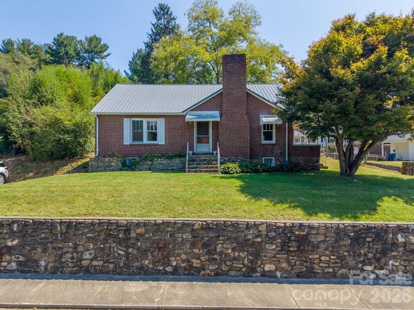 314 Trammell Avenue , Canton, NC 28716