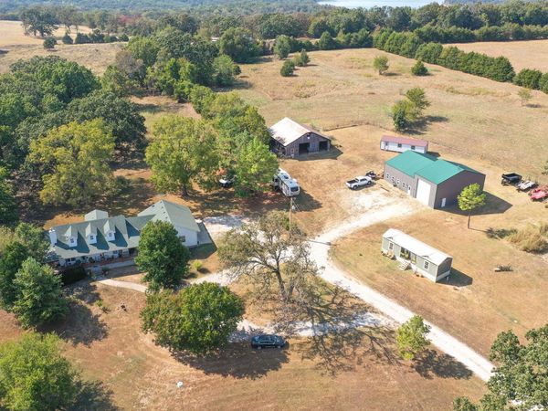 25323 Farm Road 1242, Golden, MO 65658