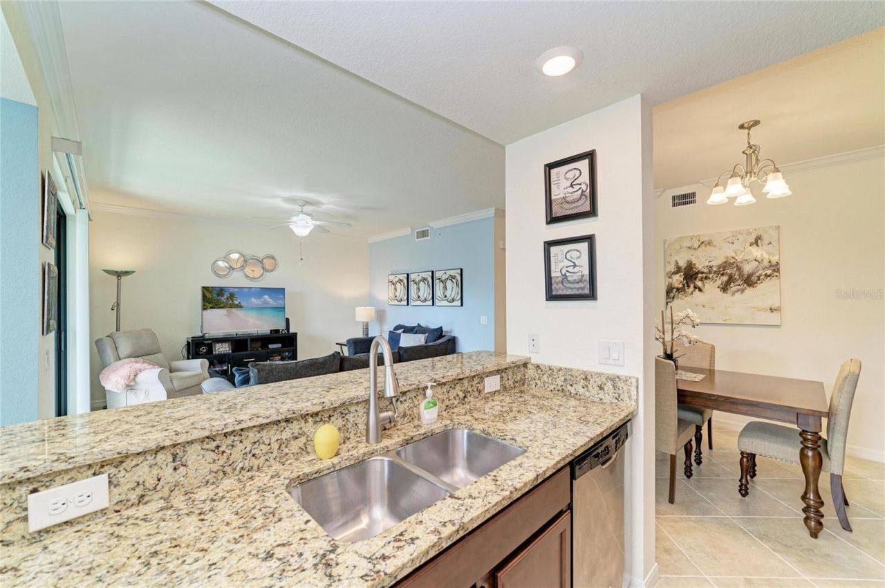 16706 Vardon Terrace, Unit 207, Bradenton, FL 34211 Photo