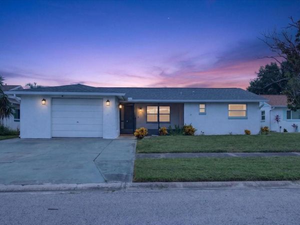 2217 HARRISON DRIVE , HOLIDAY, FL 34691