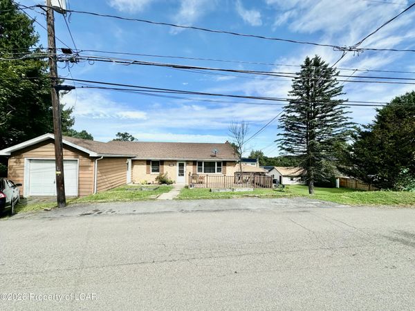 36 Bayview Avenue, McAdoo, PA 18237