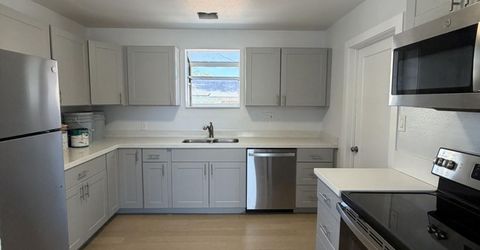 1836 C Street, Sparks, NV 89431 Photo