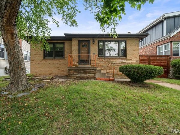 4325 Alma Avenue, St Louis, MO 63116