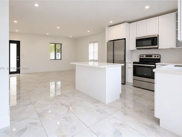 835 NW 126th St , North Miami, FL 33168
