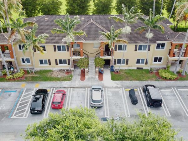 990 NE 33rd Ter , Unit 102, Homestead, FL 33033