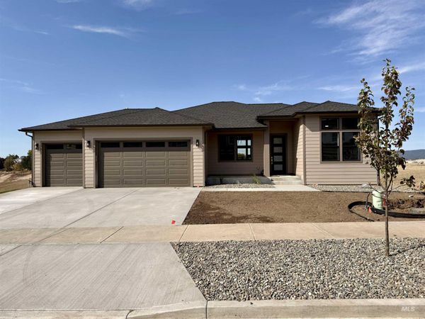 2534 E 3rd Street, Moscow, ID 83843