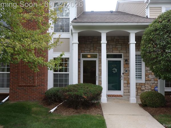 4576 Berkshire Drive, Sterling Heights, Mi 48314