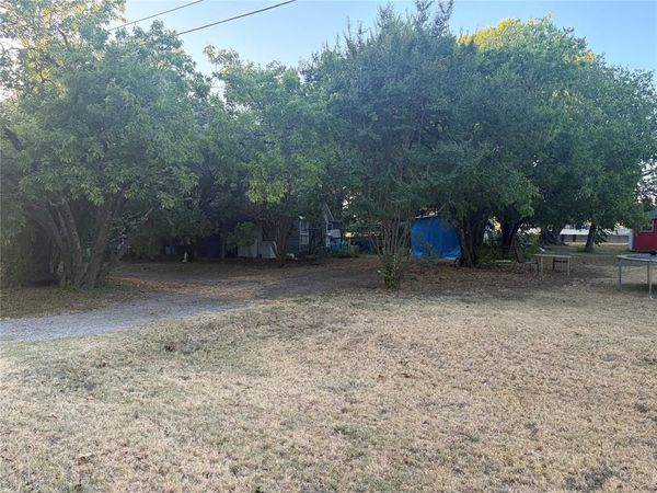 113 E Indiana Avenue , Midlothian, TX 76065
