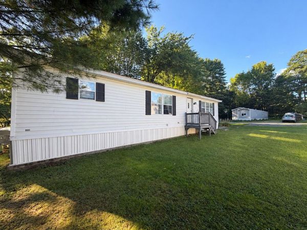 30 Oak Street, Unit 43, Oakland, ME 04963
