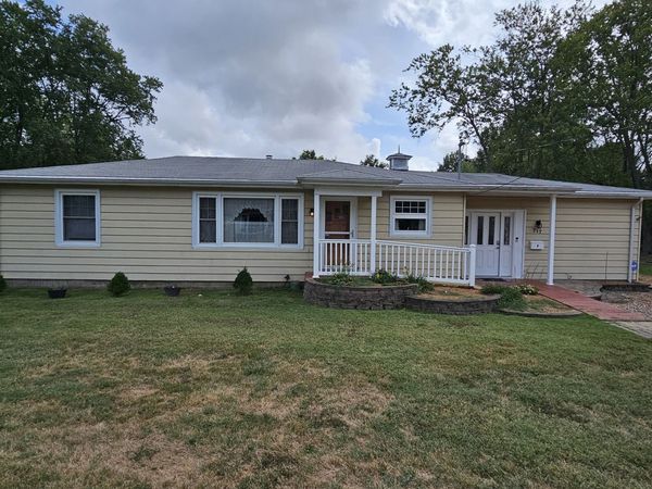 717 Airport Road, Mt Vernon, IL 62864