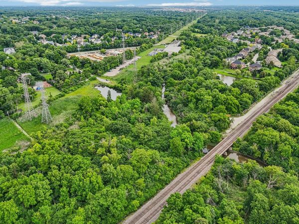 10S540 County Line Road , Willowbrook, IL 60527