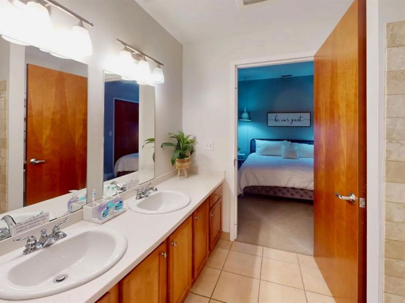 401 shoreline, Unit 304, Sandusky, OH 44870 Photo 10