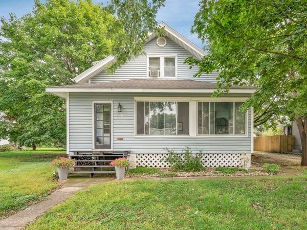 1110 M Avenue , Milford, IA 51351