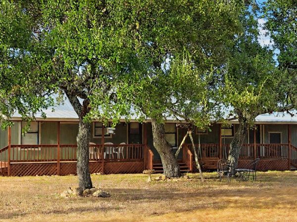250 Rockwood DR, Wimberley, TX 78676