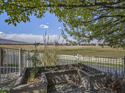 10639 Fire Poppy Circle, Reno, NV 89521 Photo