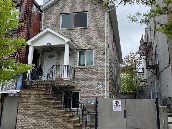 1233 Beach Avenue , Bronx, NY 10472