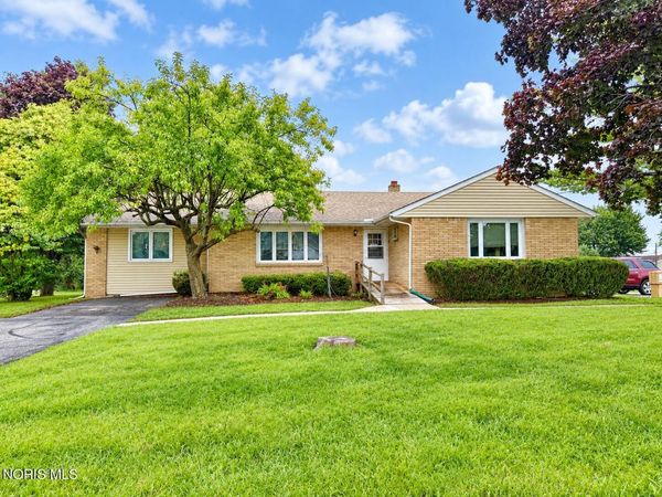 1550 Woodville Road , Millbury, OH 43447