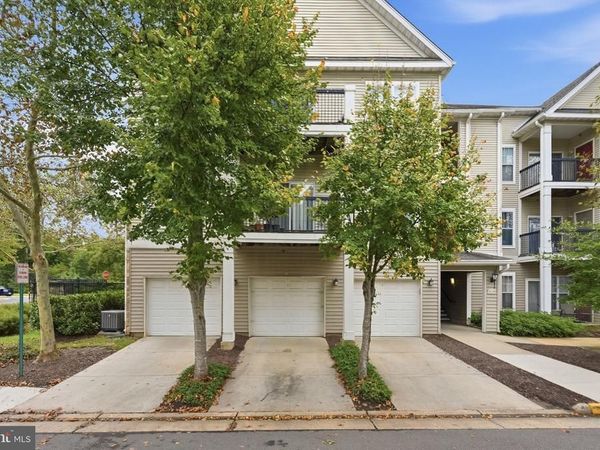 13329 CONNOR DRIVE, Unit E, CENTREVILLE, VA 20120
