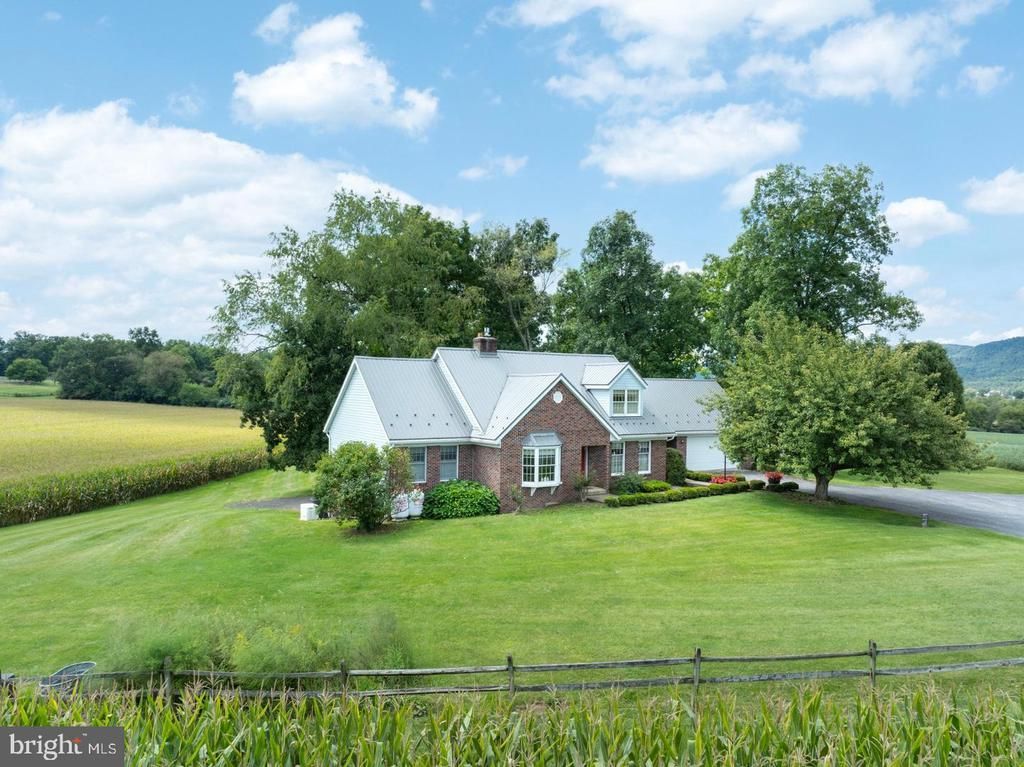 750 BUFFALO RUN ROAD , BELLEFONTE, PA 16823
