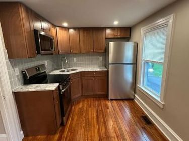 373 B EASTON ROAD, HORSHAM, PA 19044