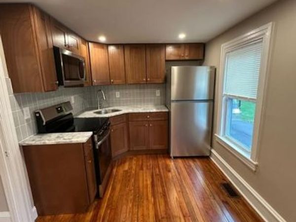 373 B EASTON ROAD, HORSHAM, PA 19044