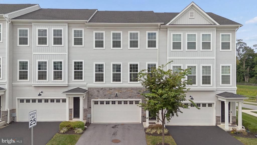 164 LIVINGSTON LANE , EXTON, PA 19341