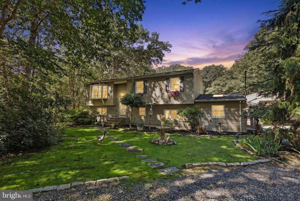 347 E Millstream Road, Cream Ridge, NJ 08514 Main Photo