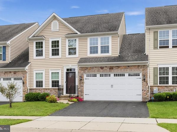 128 E GENERAL GREY COURT, NEWARK, DE 19702