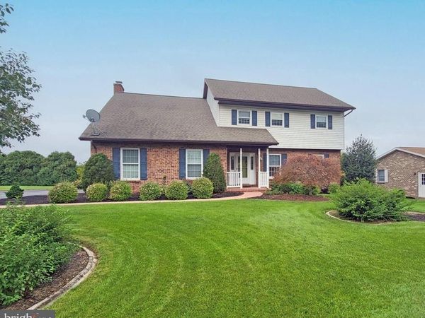 19 OBSIDIAN DRIVE , CHAMBERSBURG, PA 17202