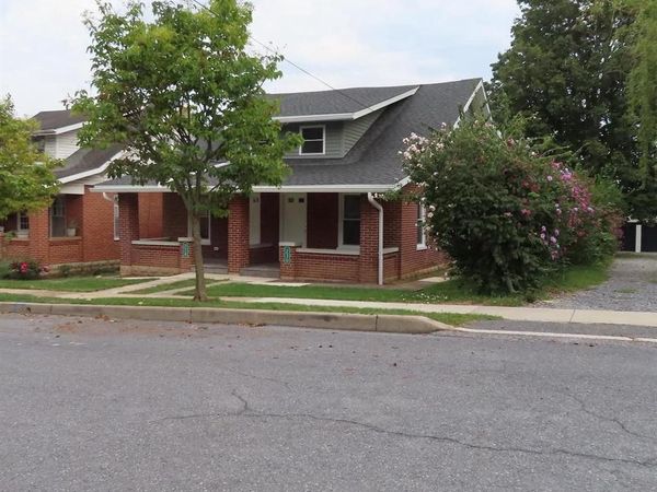 228 ROWE AVENUE , GREENCASTLE, PA 17225