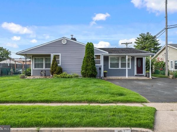 47 GLENWOOD LANE , LEVITTOWN, PA 19055