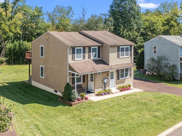 21 WINARD CIRCLE, SELLERSVILLE, PA 18960