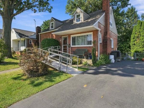 66 BARREN ROAD, NEWTOWN SQUARE, PA 19073