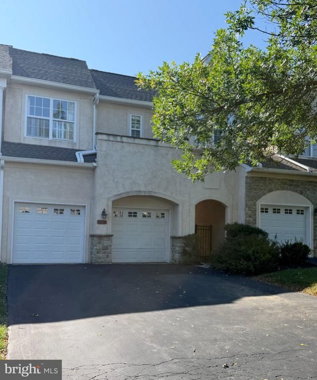 8 THREE OAK LANE , WEST CHESTER, PA 19382