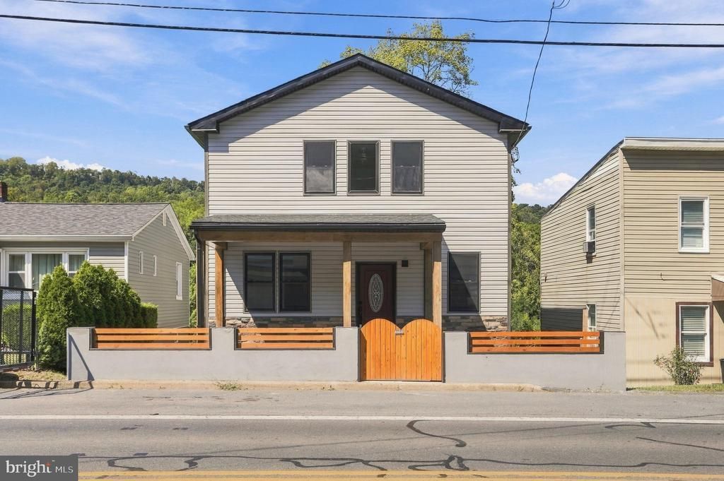 19 NATIONAL HIGHWAY , LAVALE, MD 21502