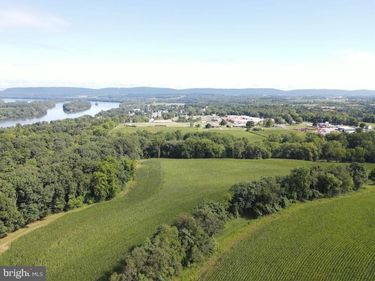 3850 PETERS MOUNTAIN ROAD, HALIFAX, PA 17032