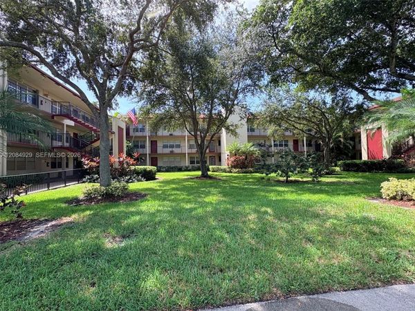 13350 SW 1st St , Unit 107P, Pembroke Pines, FL 33027