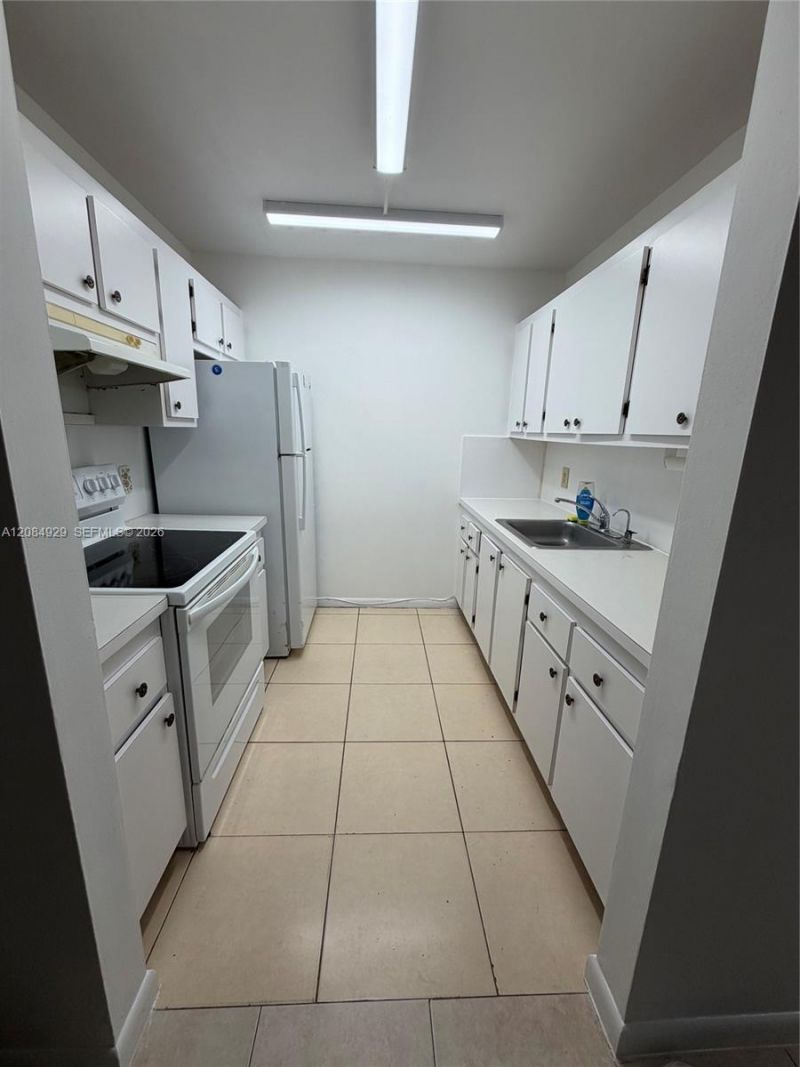 13350 SW 1st St , Unit 107P, Pembroke Pines, FL 33027 Photo