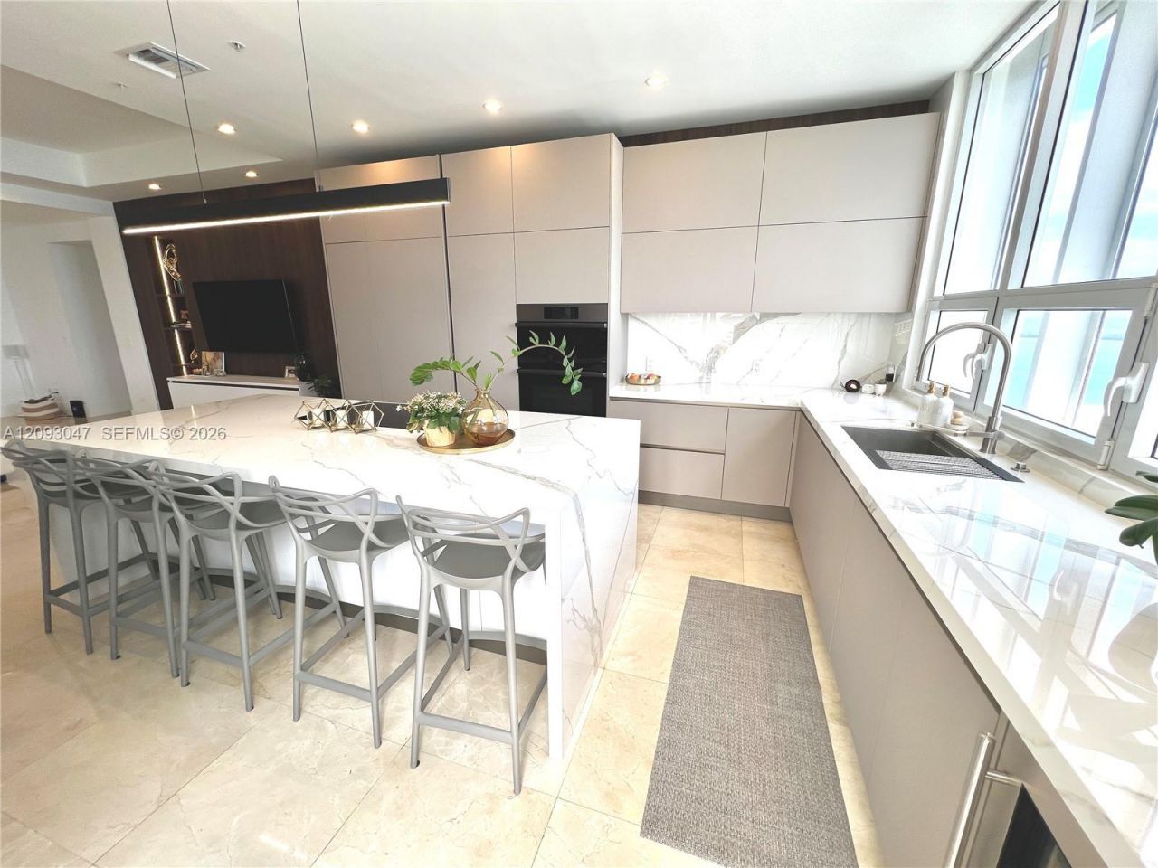 848 Brickell Key Dr , Unit 4505, Miami, FL 33131 Photo