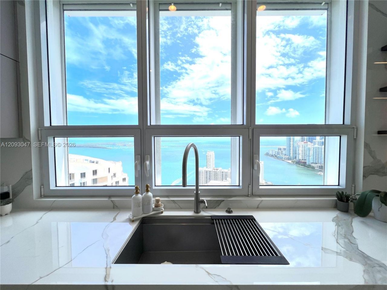 848 Brickell Key Dr , Unit 4505, Miami, FL 33131 Photo