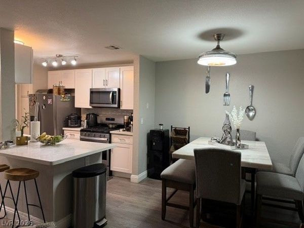 2200 S Fort Apache Road, Unit 2128, Las Vegas, NV 89117