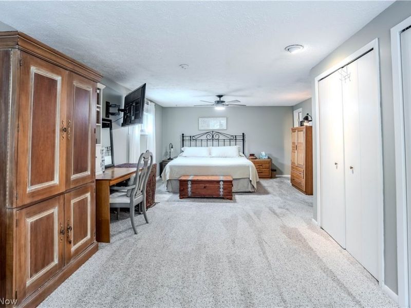 20566 Village Green Drive, Strongsville, OH 44149 Photo 21