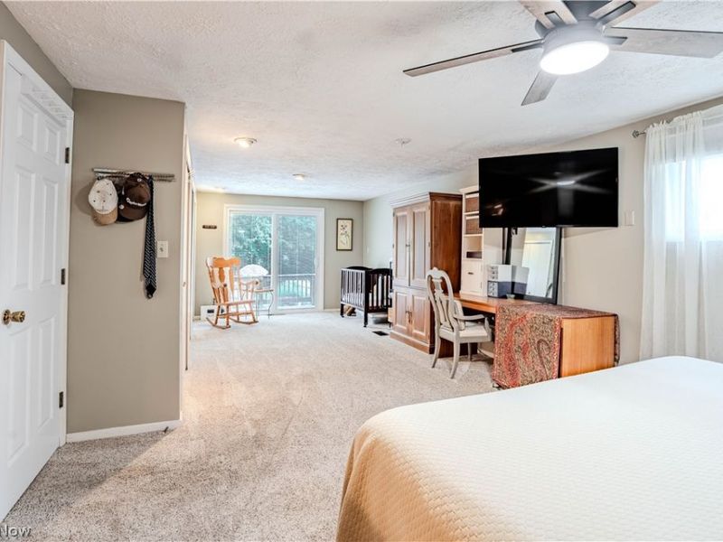 20566 Village Green Drive, Strongsville, OH 44149 Photo 22